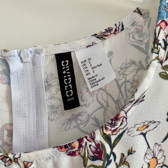 H&M Mini White Floral Dress - Picture 3 of 4